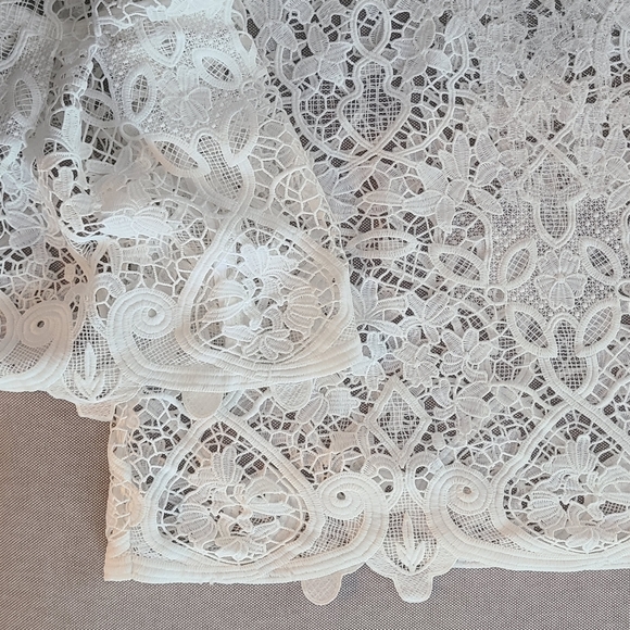 KOBI HALPERIN White Embroidered Guipure Lace Blouse Lantern Sleeve EUC M - Picture 14 of 16